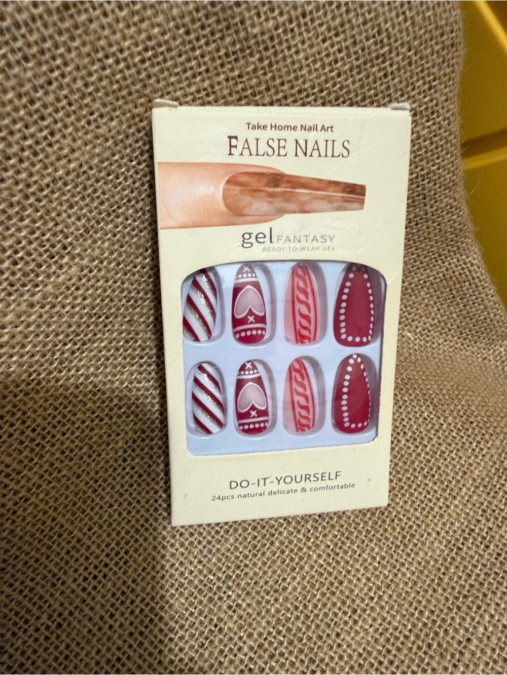 GelFantasy Red Decorative Press-On Nail Set – Heart & Stripe Designs